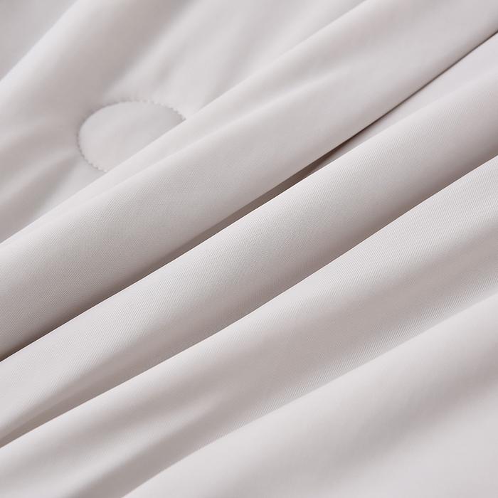 91家纺网 家纺一手货源 找家纺 2024新款凉感丝100%锦纶170克凉感丝冰淇淋A类抗菌夏凉被空调被 高级灰