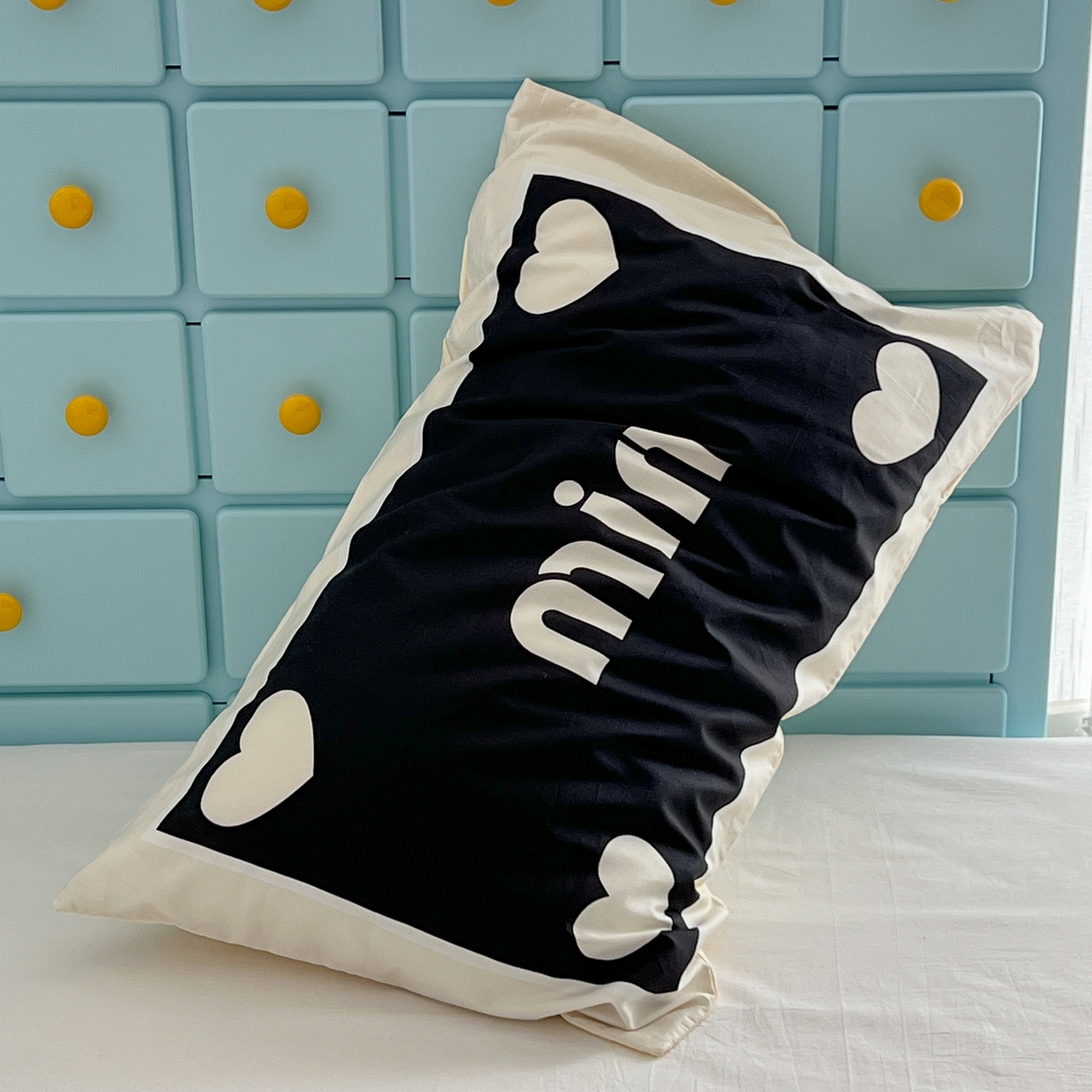 91家纺网 家纺一手货源 找家纺 昔可家纺 2024新款数码印花单品枕套系列-ins风系列 缪缪爱心