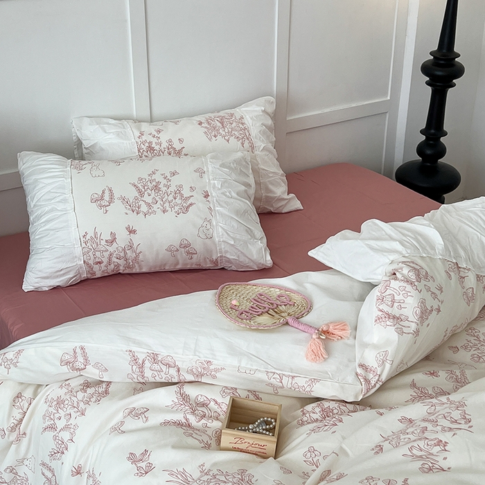 91家纺网 家纺一手货源 找家纺 昔可家纺 2024新款韩版花边工艺款四件套 复古素描花边