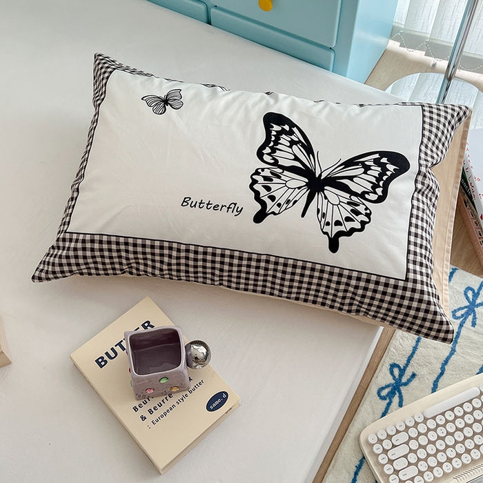 91家纺网 家纺一手货源 找家纺 昔可家纺 2024新款数码印花单品枕套系列-ins风系列 暗夜蝴蝶