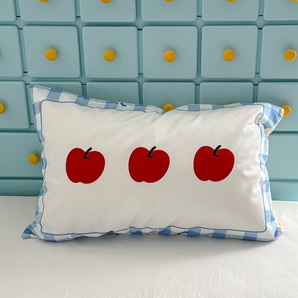 91家纺网 家纺一手货源 找家纺 昔可家纺 2024新款数码印花单品枕套系列-ins风系列 红色小苹果