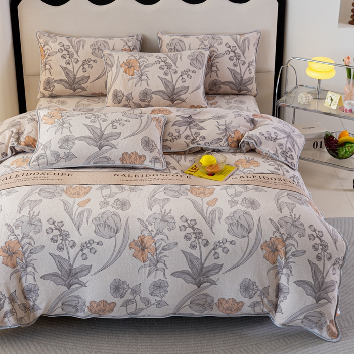 91家纺网 家纺一手货源 找家纺 欧喜璐 2024年新款 8.5-9.5斤加厚牛奶绒金貂绒法莱绒四件套单被套 锦上添花