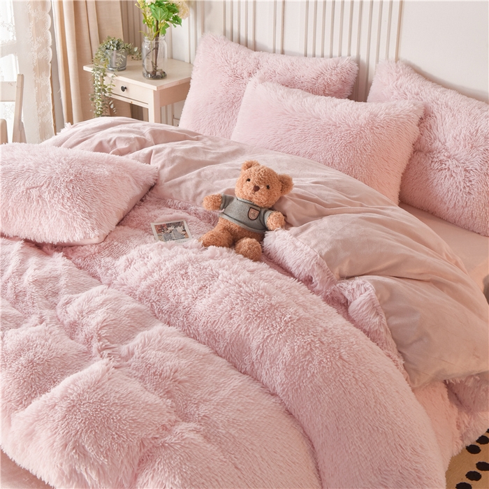 91家纺网 家纺一手货源 找家纺 鑫喜莱 2024新款长毛绒四件套 典雅粉