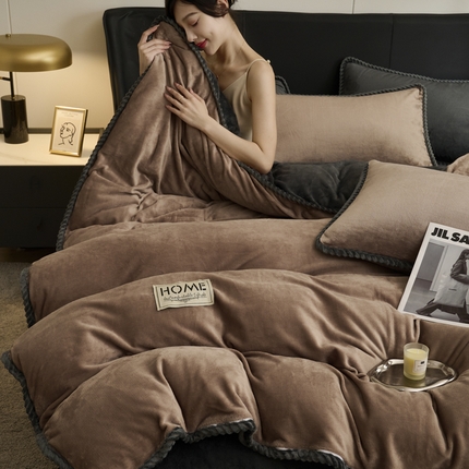 闲鱼家纺 2025新款高克重牛奶绒四件套水晶绒金貂法莱绒臻绒欧式包边系列（新拍图）-单被套 咖啡