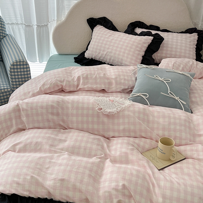 91家纺网 家纺一手货源 找家纺 （总）昔可家纺 2024黑色贴边花边款格子系列四件套