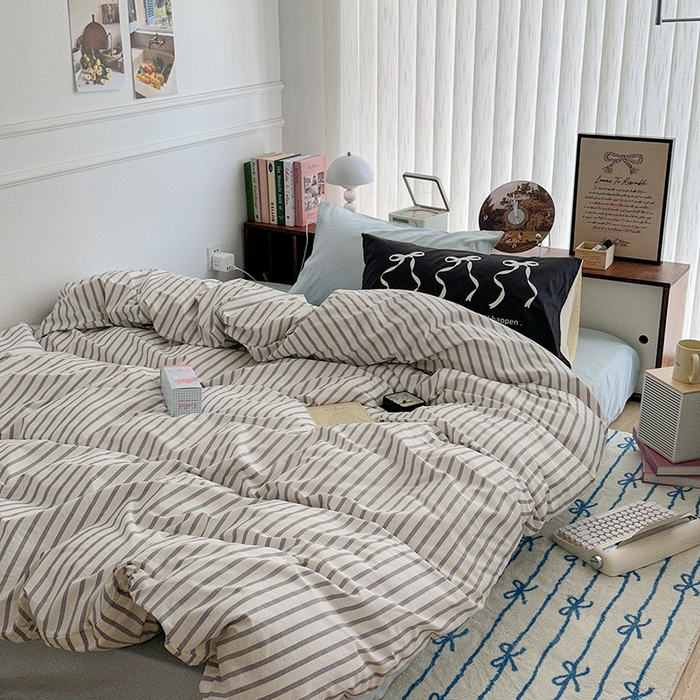 91家纺网 家纺一手货源 找家纺 昔可家纺 2024新款竖条全棉四件套大版枕套系列 浅灰条纹