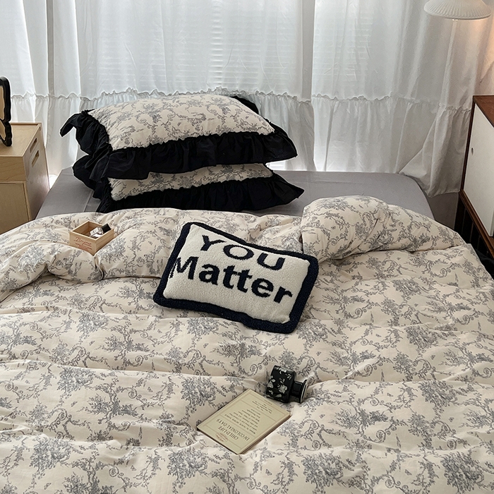 91家纺网 家纺一手货源 找家纺 昔可家纺 2024黑色贴边花边全棉款四件套 香榭假日