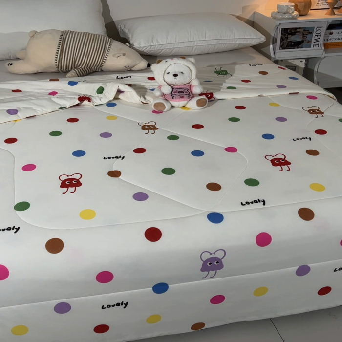 91家纺网 家纺一手货源 找家纺 2024新款A类针织棉亲肤夏被夏凉被空调被 波点诱惑