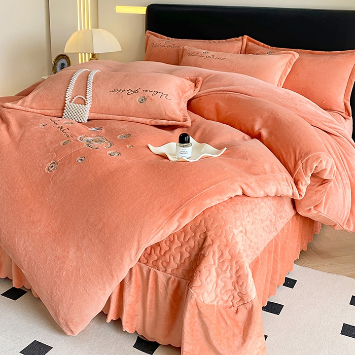 91家纺网 家纺一手货源 找家纺 陌乘坊家纺 2024新款牛奶绒床盖款四件套-香奈 香奈-爱玛橙