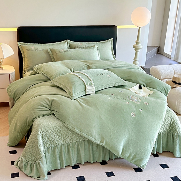91家纺网 家纺一手货源 找家纺 陌乘坊家纺 2024新款牛奶绒床盖款四件套-香奈 香奈-牛油果绿