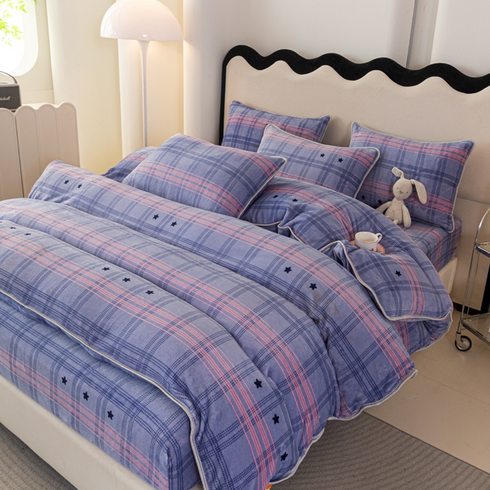 91家纺网 家纺一手货源 找家纺 欧喜璐 2024年新款 8.5-9.5斤加厚牛奶绒金貂绒法莱绒四件套单被套 简约