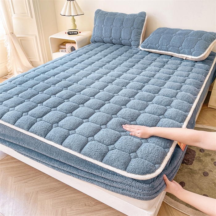 91家纺网 家纺一手货源 找家纺 雯豆家纺 2025加厚保暖泰迪绒夹棉床笠北极绒床笠床垫保护套 泰迪绒夹棉床笠-海因蓝