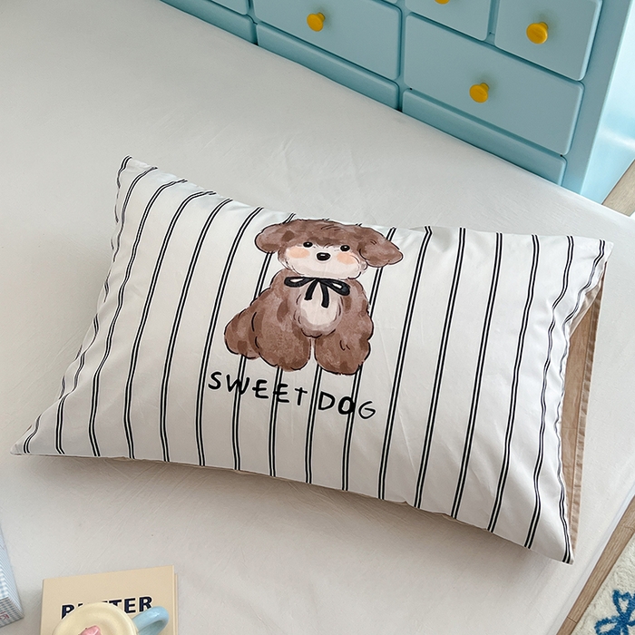 91家纺网 家纺一手货源 找家纺 昔可家纺 2024新款数码印花单品枕套系列-卡通系列 萌萌棕狗