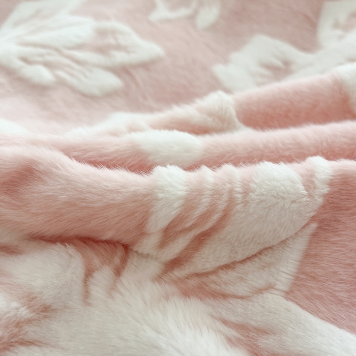 91家纺网 家纺一手货源 找家纺 （总）金爱家 2024新款全消光牛奶绒A类纯色獭兔毛绒立体雕花牛奶绒四件套