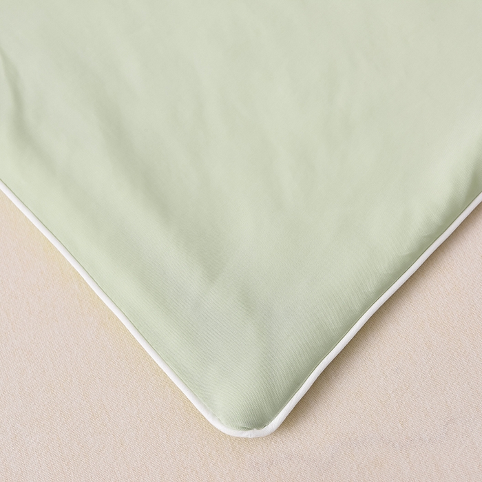 91家纺网 家纺一手货源 找家纺 2024新款凉感丝100%锦纶170克凉感丝冰淇淋A类抗菌夏凉被空调被 牛油果绿