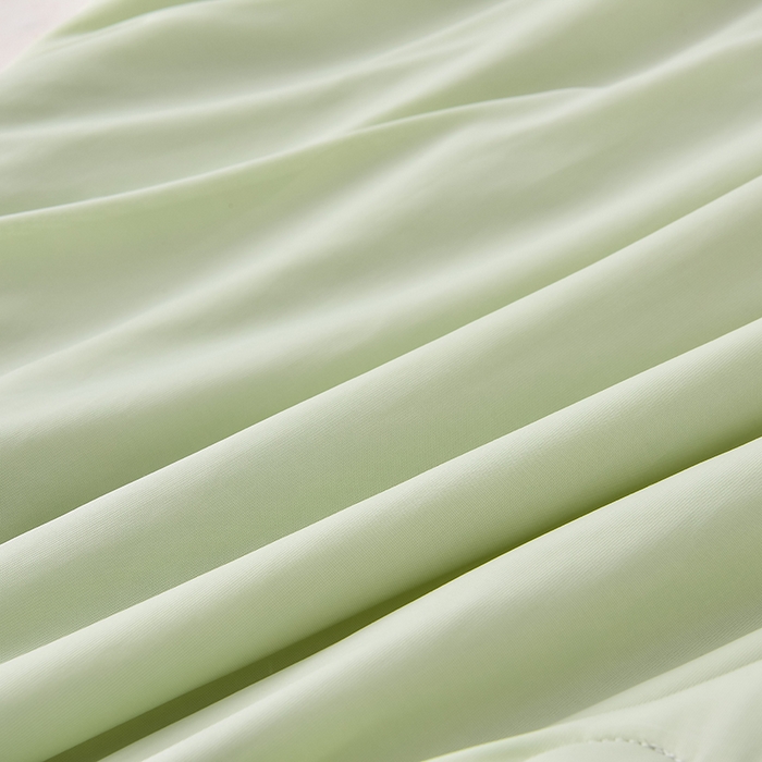 91家纺网 家纺一手货源 找家纺 2024新款凉感丝100%锦纶170克凉感丝冰淇淋A类抗菌夏凉被空调被 牛油果绿