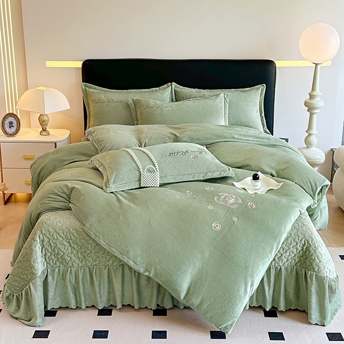 91家纺网 家纺一手货源 找家纺 陌乘坊家纺 2024新款牛奶绒床盖款四件套-香奈 香奈-牛油果绿