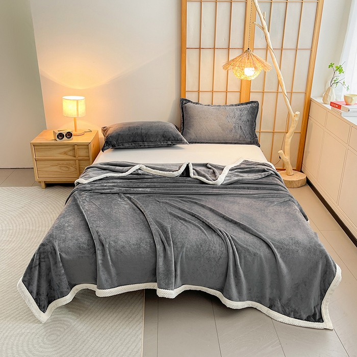 91家纺网 家纺一手货源 找家纺 千荨 2024新款亲肤舒适高克重双面牛奶绒纯色毛毯 牛奶绒-深灰