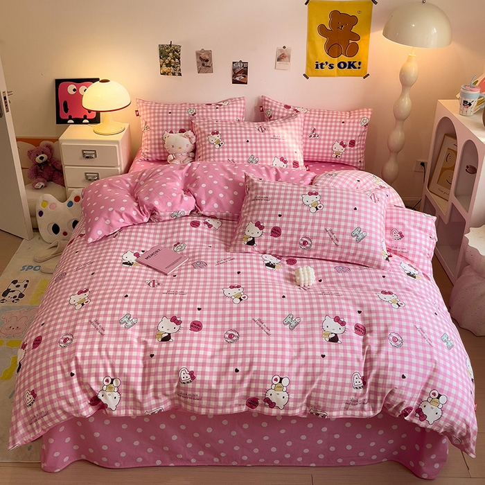 91家纺网 家纺一手货源 找家纺 朵希曼 2025新款全棉三丽鸥卡通印花系列四件套 粉格凯蒂