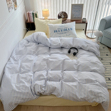 91家纺网 家纺一手货源 找家纺 昔可家纺 2024新款竖条全棉四件套大版枕套系列 盐系蓝条纹