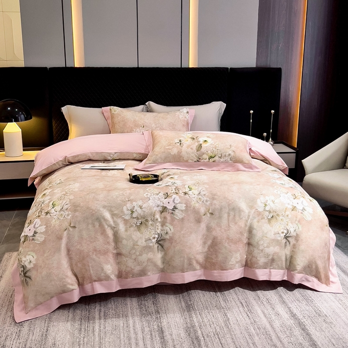 91家纺网 家纺一手货源 找家纺 氧家 2024新款数码印花天丝磨毛艾阳绒四件套 语蓉粉