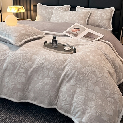 91家纺网 家纺一手货源 找家纺 （总）诺梵 高端2025雕花绒四件套牛奶烂花绒大包边被套_控价标准高于149，加大高于159