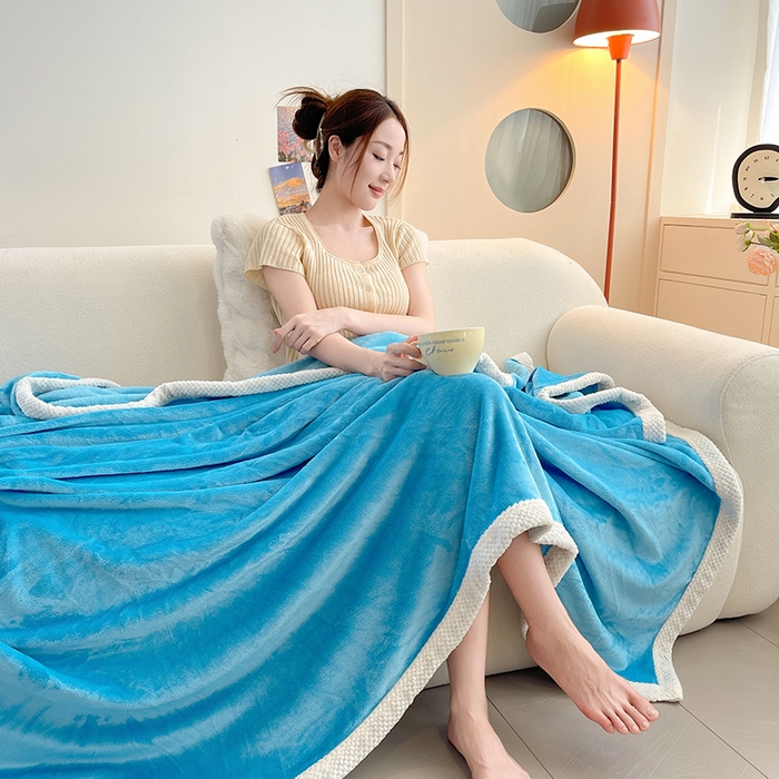 91家纺网 家纺一手货源 找家纺 千荨 2024新款亲肤舒适高克重双面牛奶绒纯色毛毯 牛奶绒-天蓝