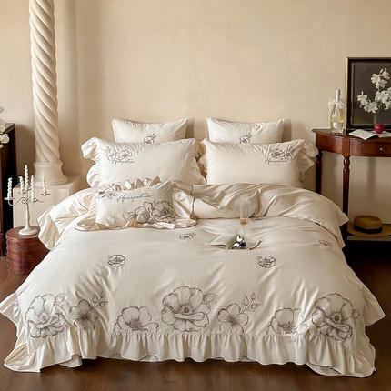 91家纺网 家纺一手货源 找家纺 2024新款50s磨毛绣花花边款四件套 彼岸