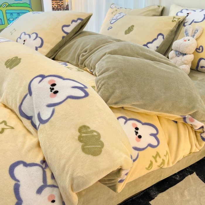 91家纺网 家纺一手货源 找家纺 2024新款原创小清新牛奶绒印花四件套 兔宝宝