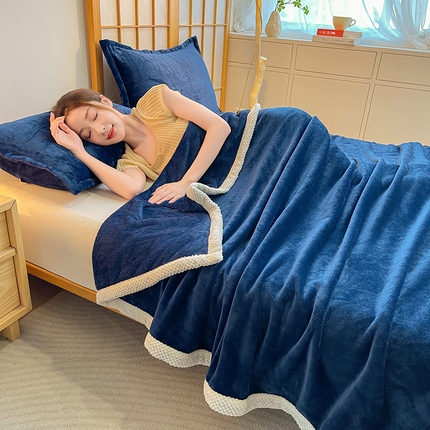 千荨 2024新款亲肤舒适高克重双面牛奶绒纯色毛毯 牛奶绒-宝石蓝