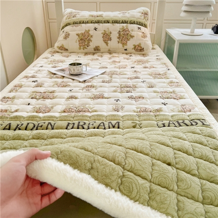 91家纺网 家纺一手货源 找家纺 （总）喜居 2024新款印花牛奶绒床垫学生床垫学生宿舍床垫床褥子被套四件套
