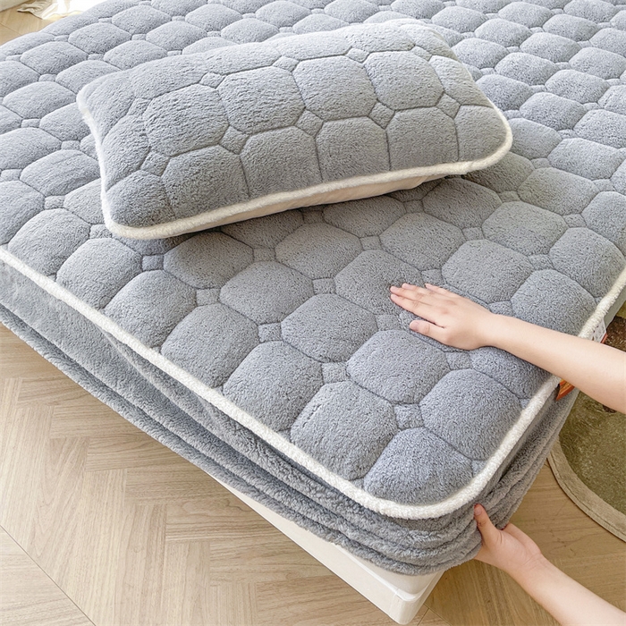 91家纺网 家纺一手货源 找家纺 雯豆家纺 2025加厚保暖泰迪绒夹棉床笠北极绒床笠床垫保护套 泰迪绒夹棉床笠-绅士灰