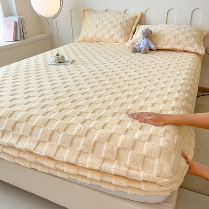 91家纺网 家纺一手货源 找家纺 （总）世纪绒品 2025直播爆款牛奶绒塔芙绒纯色雕花床笠