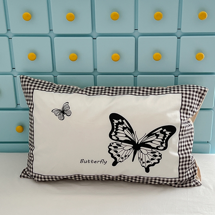 91家纺网 家纺一手货源 找家纺 昔可家纺 2024新款数码印花单品枕套系列-ins风系列 暗夜蝴蝶