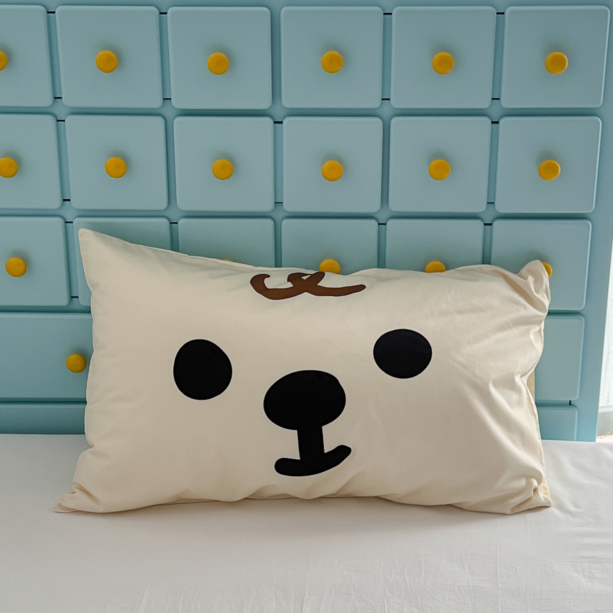 91家纺网 家纺一手货源 找家纺 昔可家纺 2024新款数码印花单品枕套系列-卡通系列 呆萌小狗