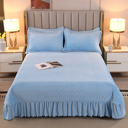 91家纺网 家纺一手货源 找家纺 （总）悦织湾家纺 2025新款纯素色宝宝绒婴儿绒夹棉床盖直播热款外贸跨境出口电商首选热销品