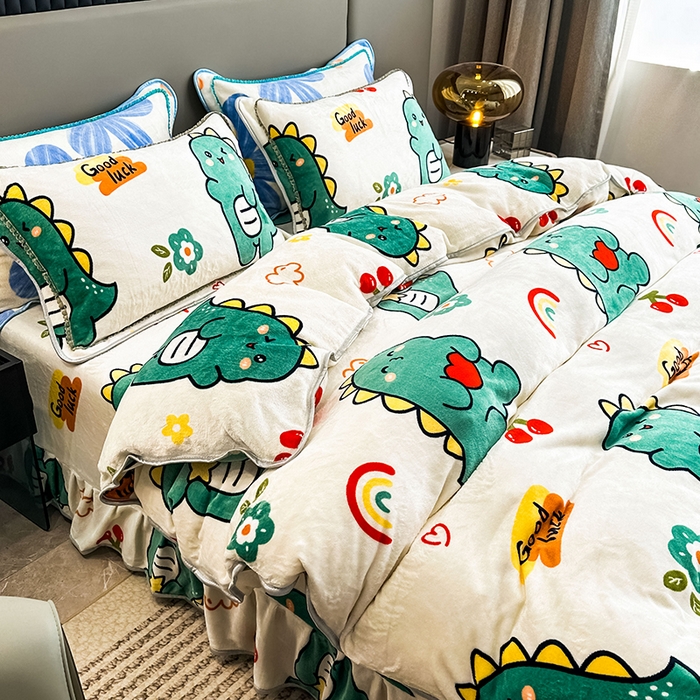 91家纺网 家纺一手货源 找家纺 欧喜璐 2024年新款 8.5-9.5斤加厚牛奶绒金貂绒法莱绒四件套单被套 小恐龙