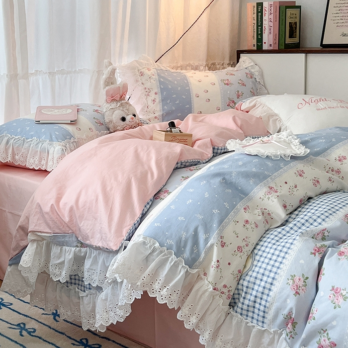 91家纺网 家纺一手货源 找家纺 昔可家纺 2024新款仙仙蕾丝贴边全棉花边款四件套 仙仙草莓兔