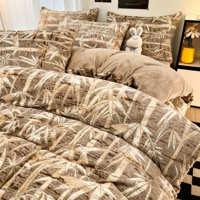 91家纺网 家纺一手货源 找家纺 2024新款原创白色小清新场景雕花牛奶绒单被套四件套 国风竹叶