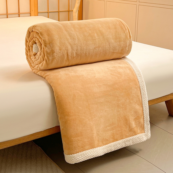 91家纺网 家纺一手货源 找家纺 千荨 2024新款亲肤舒适高克重双面牛奶绒纯色毛毯 牛奶绒-驼色