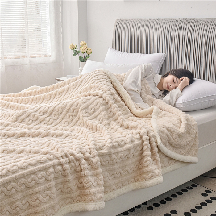 91家纺网 家纺一手货源 找家纺 鑫喜莱 2024新款单层塔芙绒毛毯 象牙白