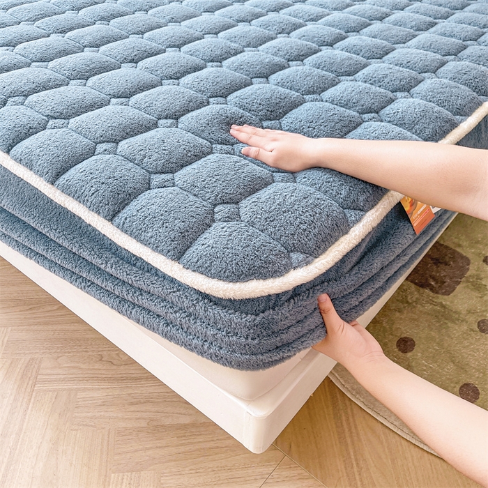 91家纺网 家纺一手货源 找家纺 雯豆家纺 2025加厚保暖泰迪绒夹棉床笠北极绒床笠床垫保护套 泰迪绒夹棉床笠-海因蓝