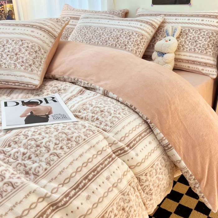 91家纺网 家纺一手货源 找家纺 2024新款原创白色小清新场景雕花牛奶绒单被套四件套 安娜