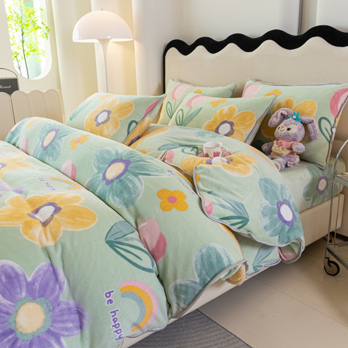 91家纺网 家纺一手货源 找家纺 欧喜璐 2024年新款 8.5-9.5斤加厚牛奶绒金貂绒法莱绒四件套单被套 花海