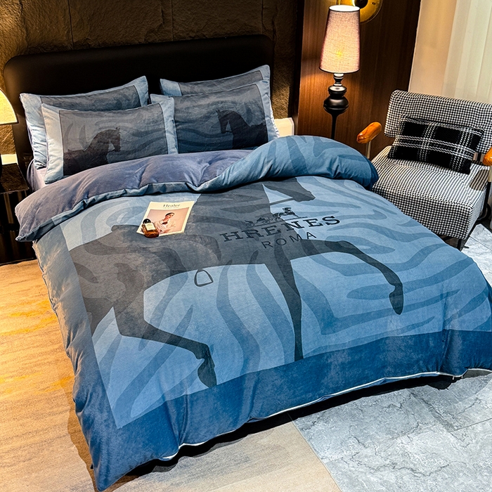 91家纺网 家纺一手货源 找家纺 新方向 2025A类丽丝绒+全消光牛奶绒四件套-奥弗恩-深蓝