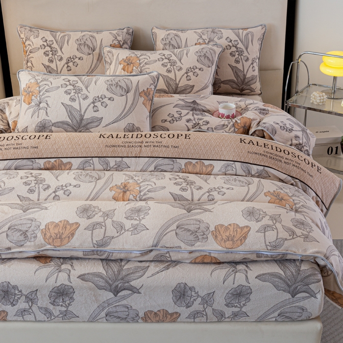 91家纺网 家纺一手货源 找家纺 欧喜璐 2024年新款 8.5-9.5斤加厚牛奶绒金貂绒法莱绒四件套单被套 锦上添花