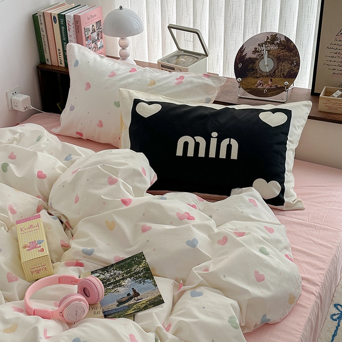 91家纺网 家纺一手货源 找家纺 昔可家纺 2024新款竖条全棉四件套大版枕套系列 油画彩心