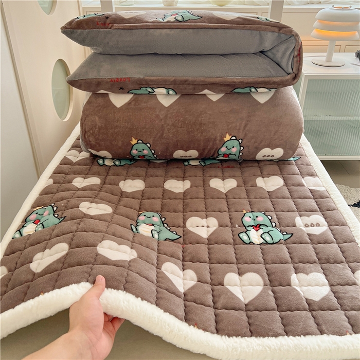 91家纺网 家纺一手货源 找家纺 喜居 2024新款印花牛奶绒床垫学生床垫学生宿舍床垫床褥子被套四件套 爱心恐龙
