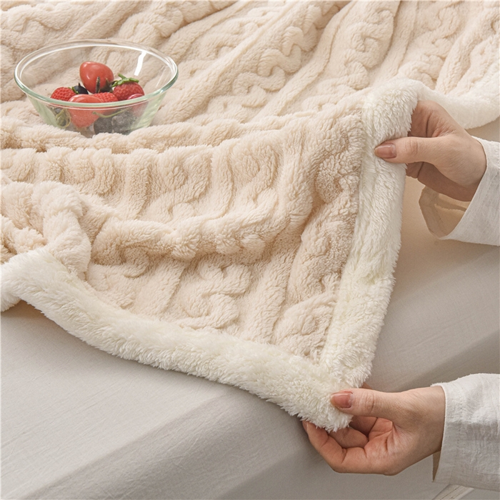91家纺网 家纺一手货源 找家纺 鑫喜莱 2024新款单层塔芙绒毛毯 象牙白