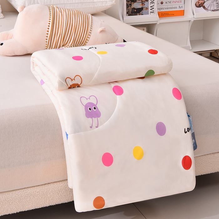 91家纺网 家纺一手货源 找家纺 2024新款A类针织棉亲肤夏被夏凉被空调被 波点诱惑